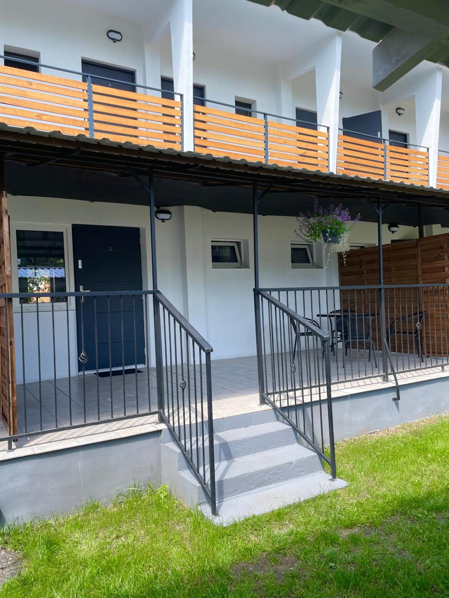 Hotel Oaza Pieczyska à Koronowo Extérieur photo